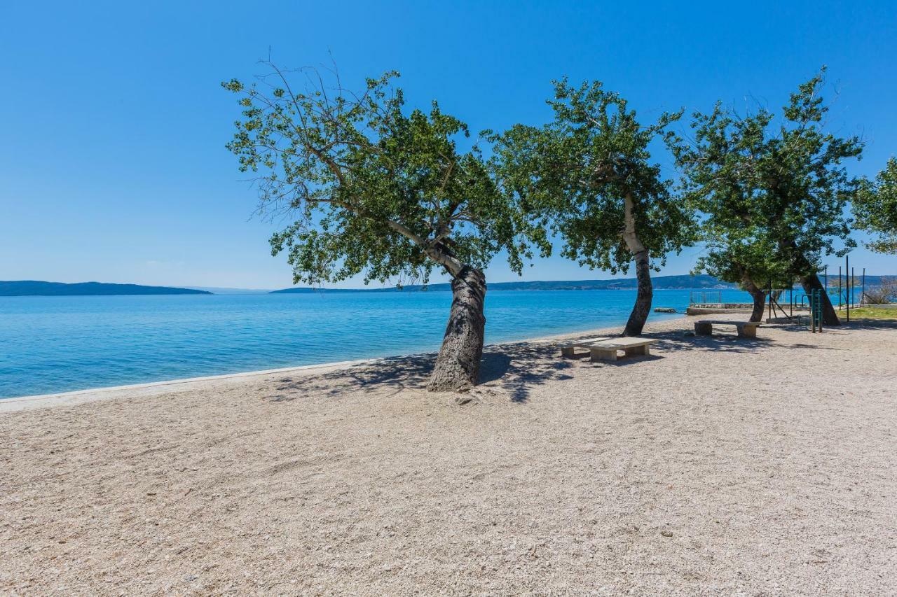 Apartment Jurasin Kaštela Exteriör bild