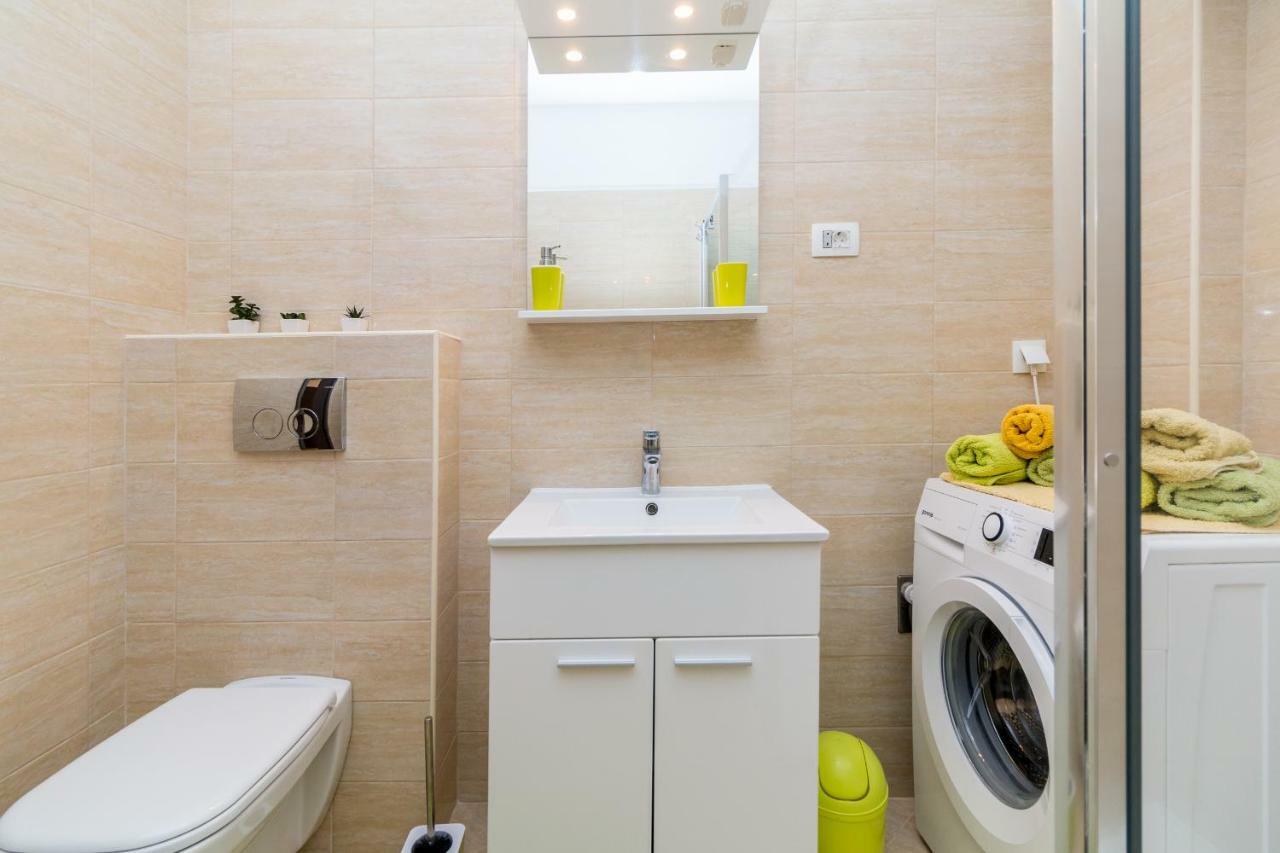 Apartment Jurasin Kaštela Exteriör bild
