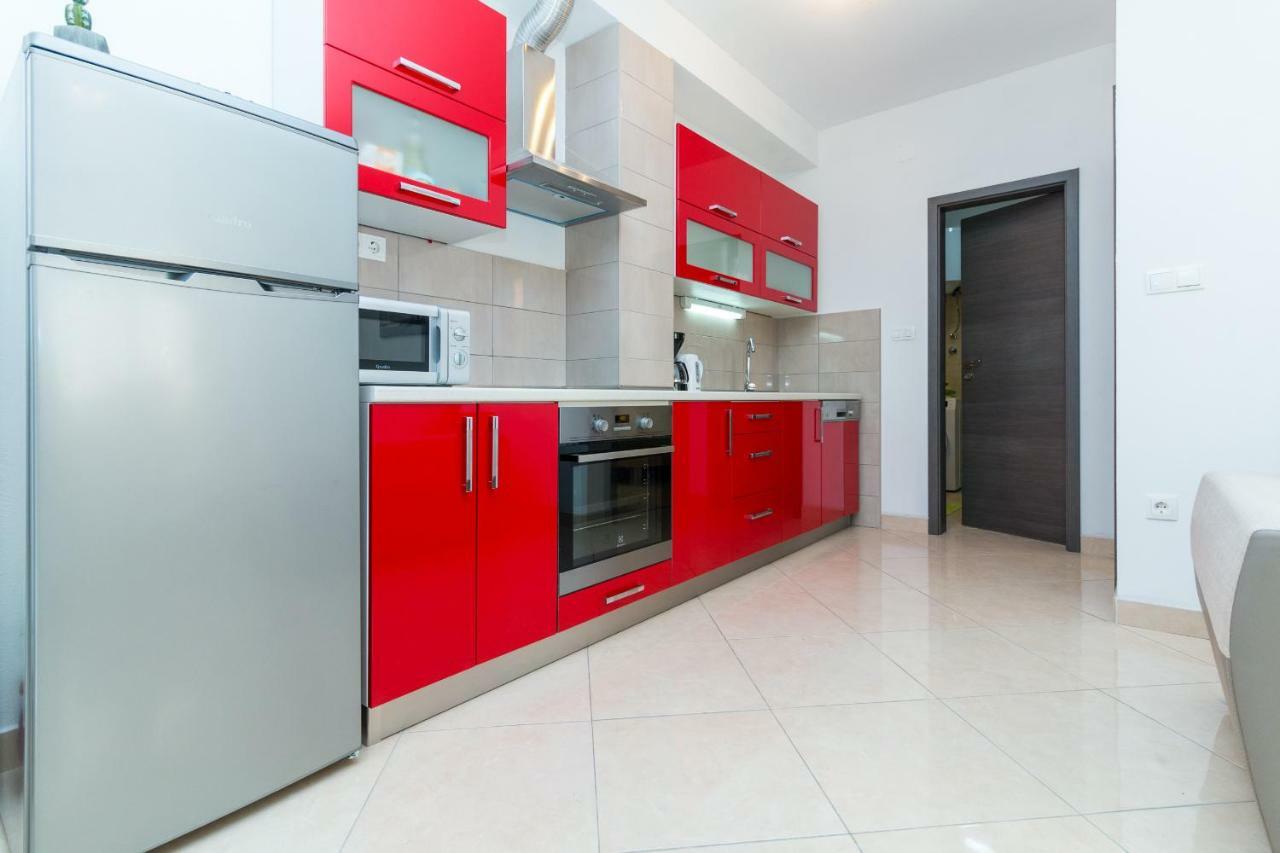 Apartment Jurasin Kaštela Exteriör bild