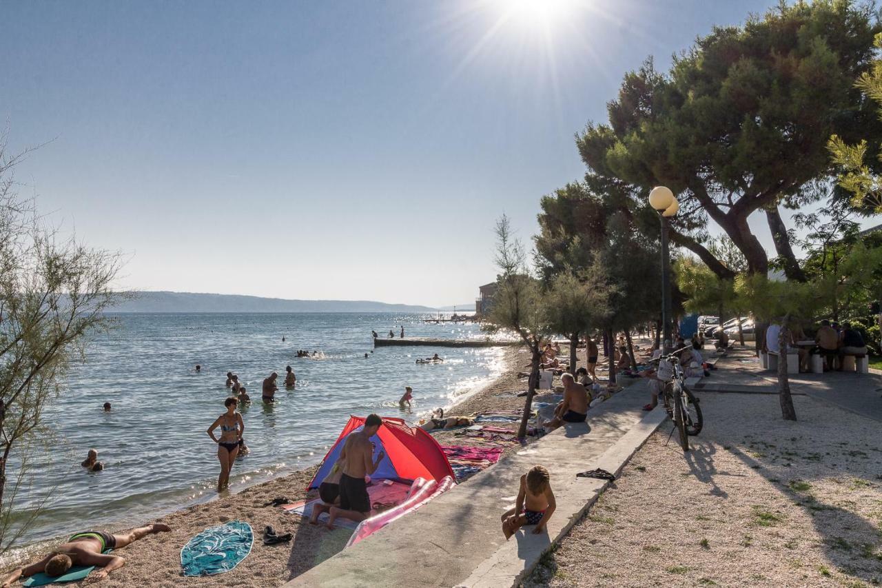 Apartment Jurasin Kaštela Exteriör bild