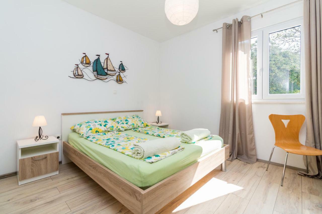 Apartment Jurasin Kaštela Exteriör bild