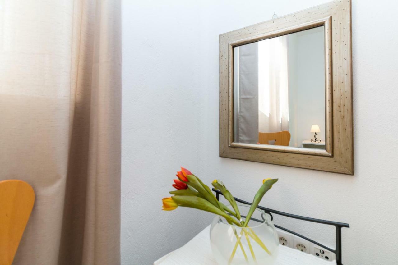 Apartment Jurasin Kaštela Exteriör bild